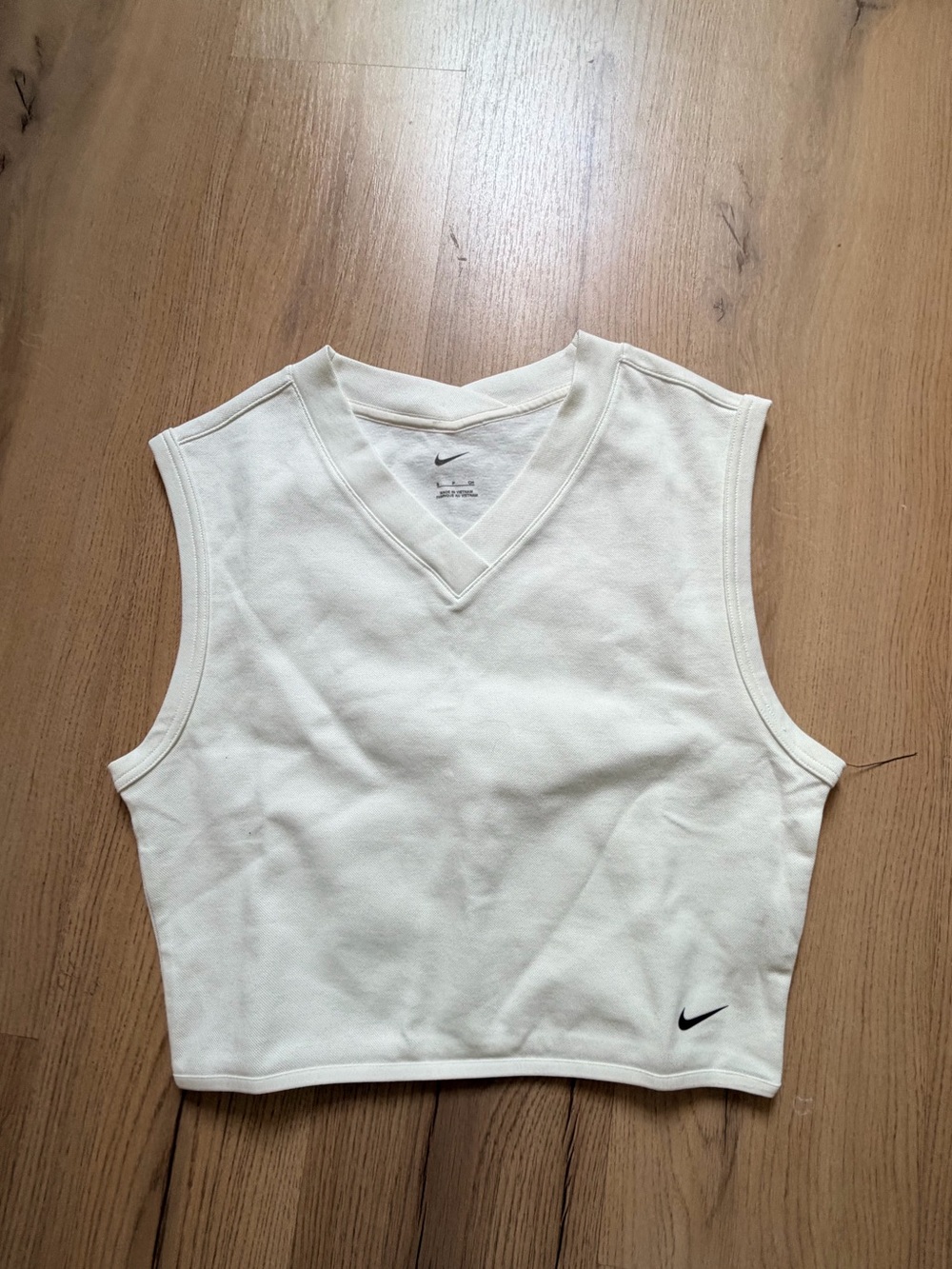 Nike Women's White V-Neck Golf Vest